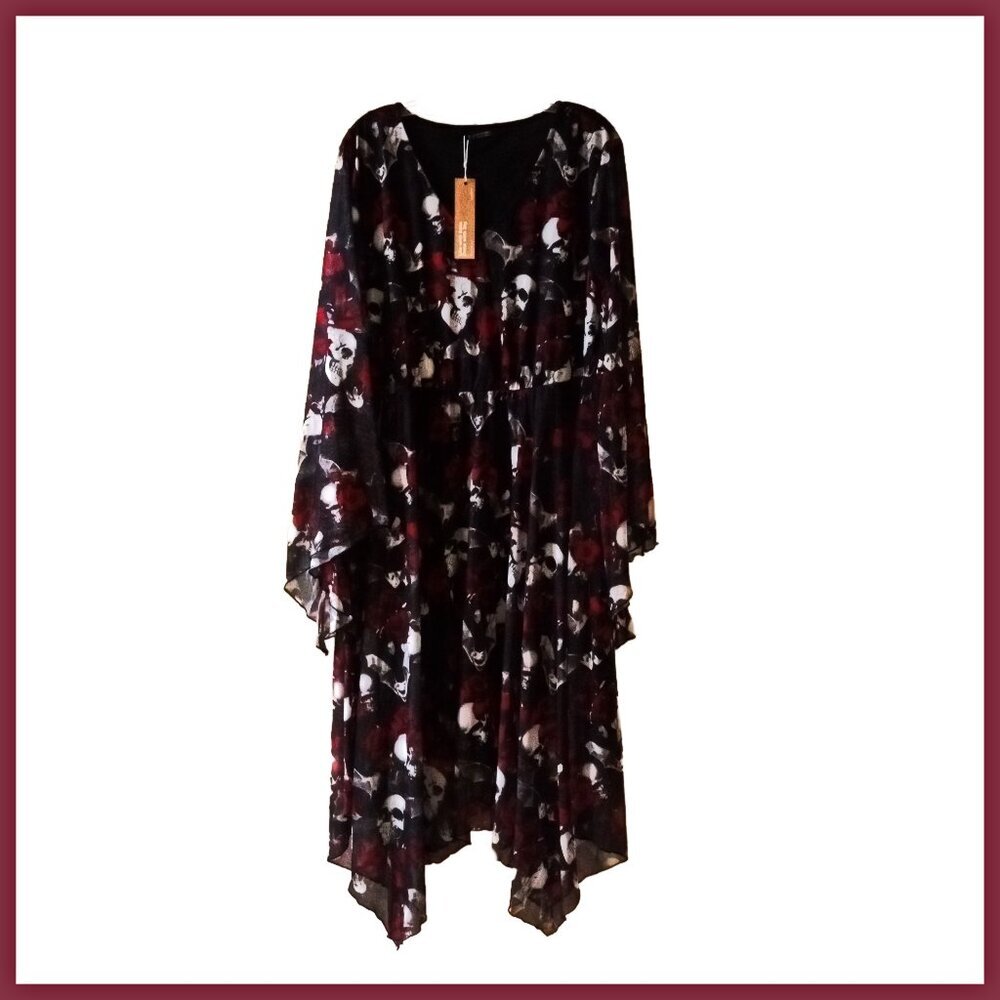 NWT Skull and Roses Pattern Dress by BloomChic Size 18/20
